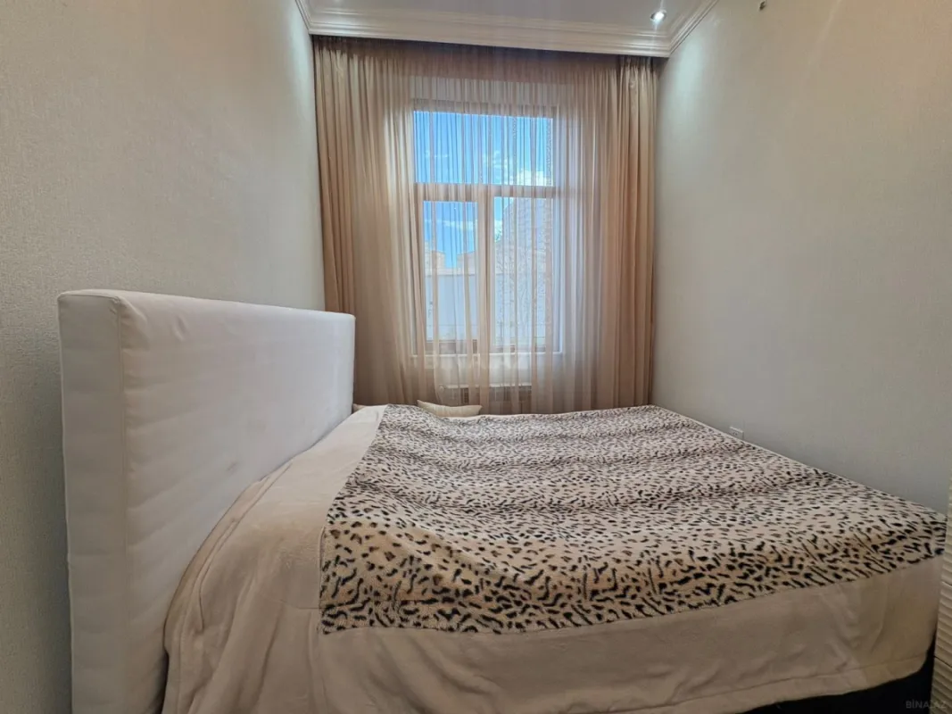 Satılır 3 otaqlı mənzil 75 m²