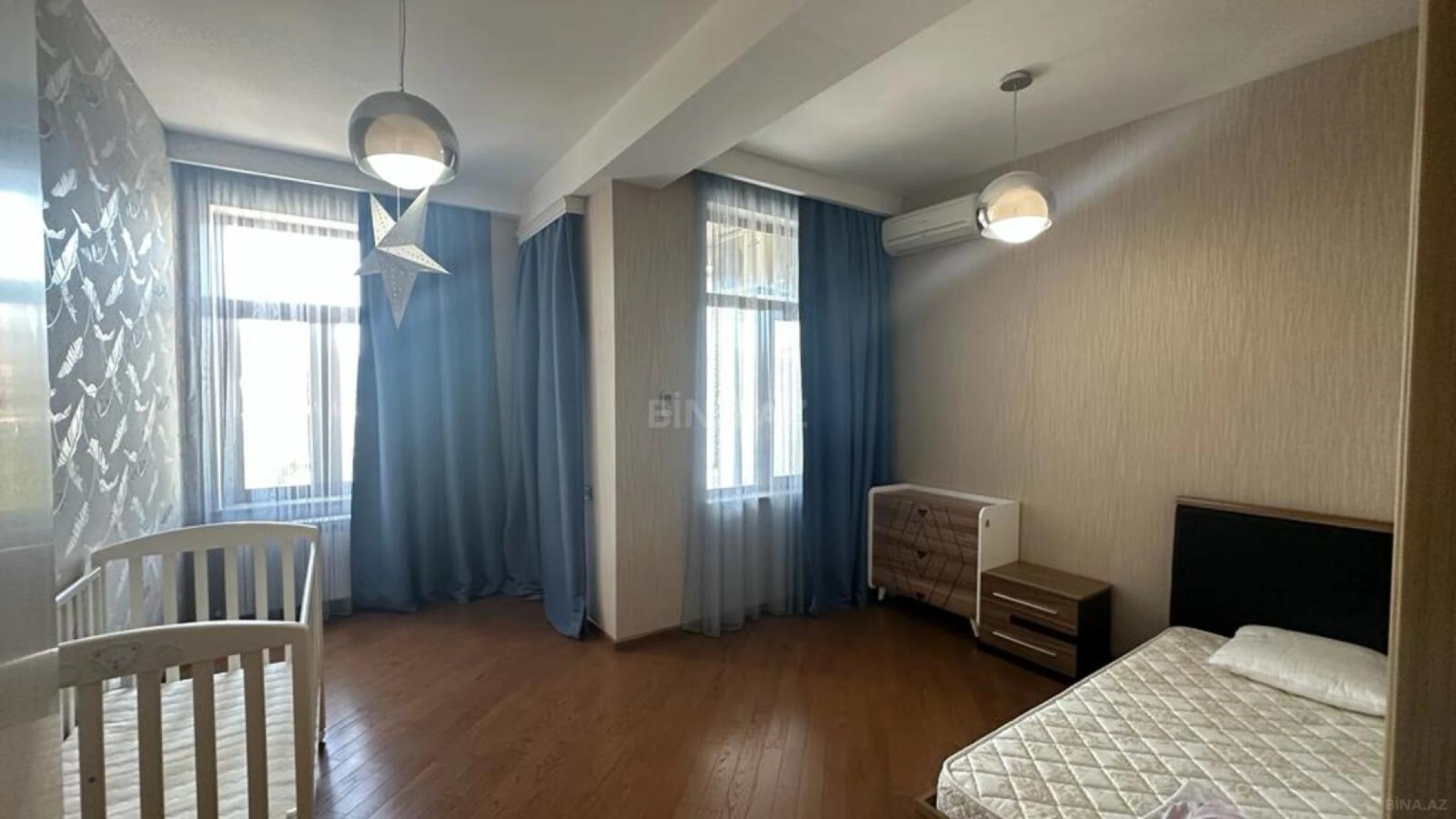Kirayə verilir 4 otaqlı mənzil 200 m²