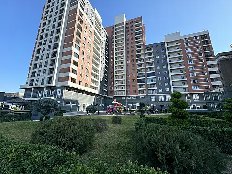 Satılır 2 otaqlı mənzil 109 m²