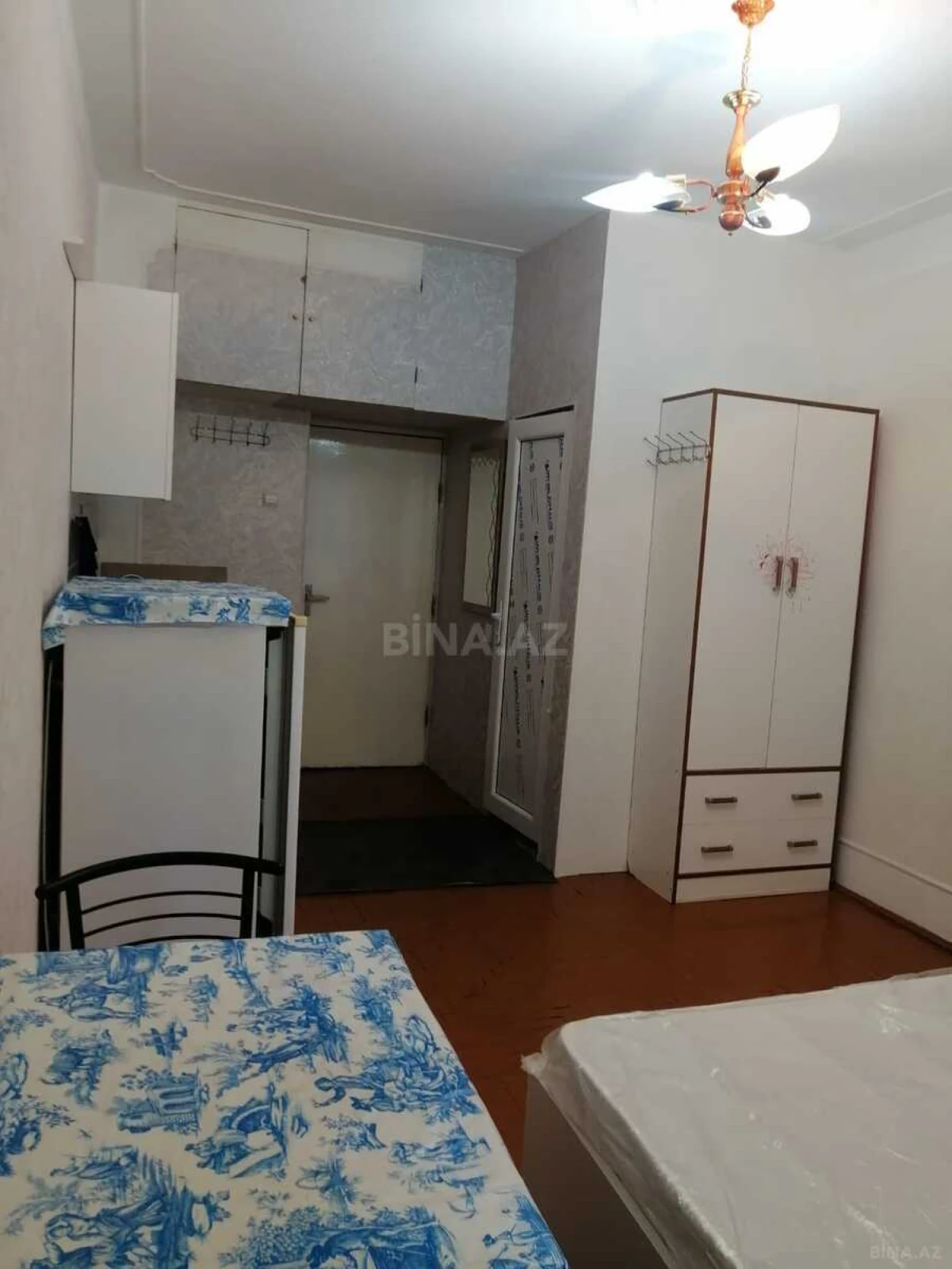 Satılır 1 otaqlı mənzil 18 m²