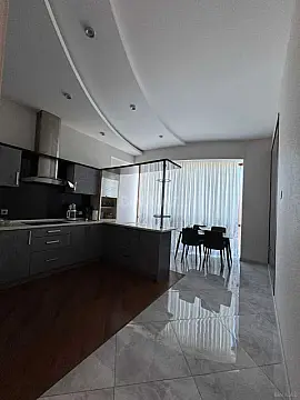 Kirayə verilir 3 otaqlı mənzil 120 m²
