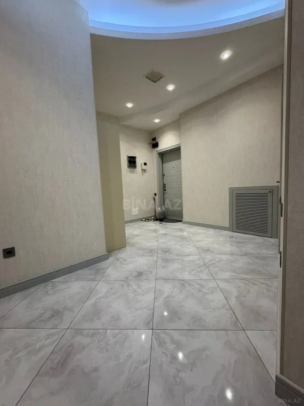 Kirayə verilir 3 otaqlı mənzil 120 m²
