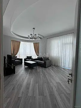 Kirayə verilir 3 otaqlı mənzil 120 m²
