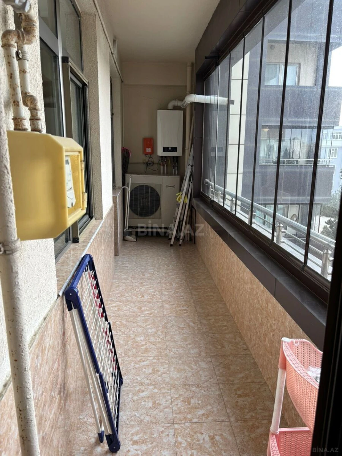 Kirayə verilir 3 otaqlı mənzil 135 m²