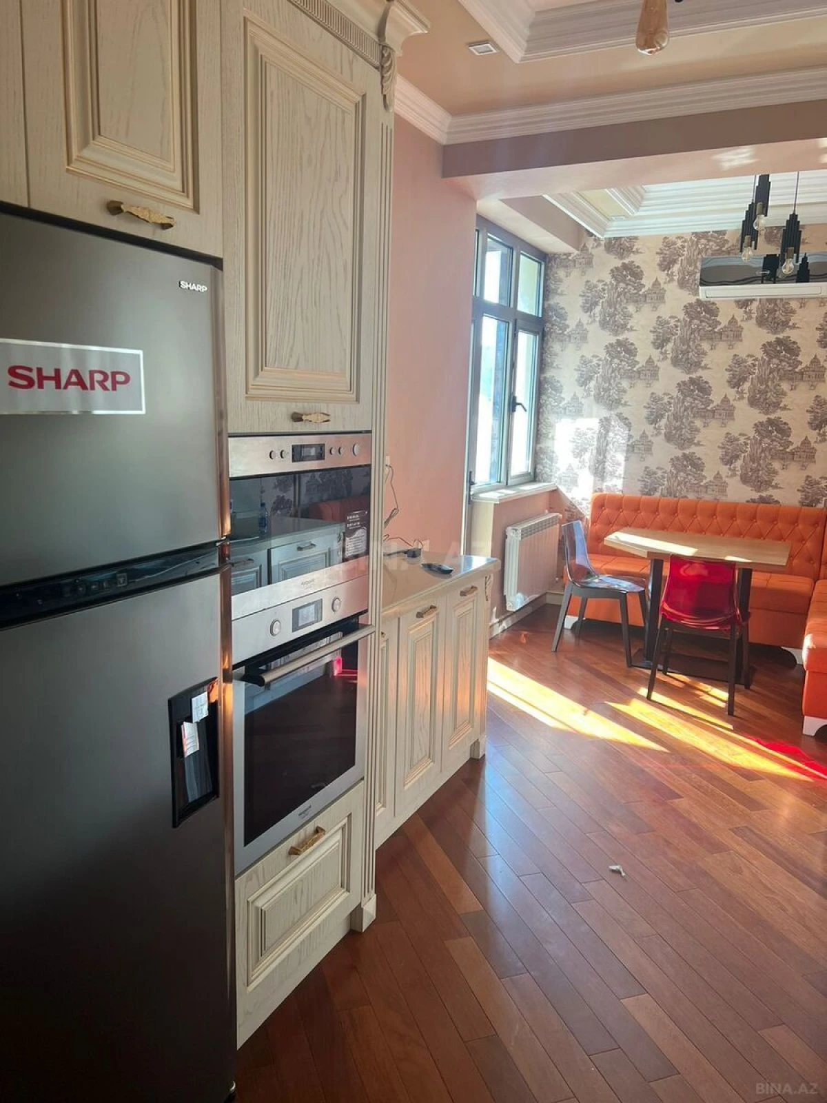 Kirayə verilir 3 otaqlı mənzil 135 m²