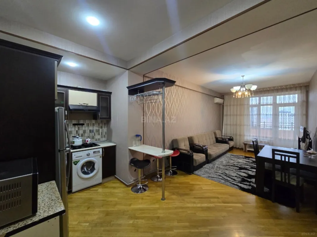 Kirayə verilir 3 otaqlı mənzil 101 m²