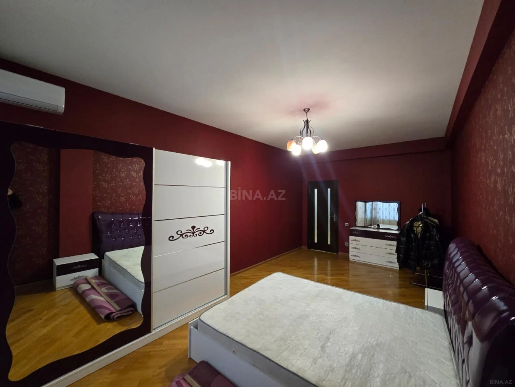 Kirayə verilir 3 otaqlı mənzil 101 m²