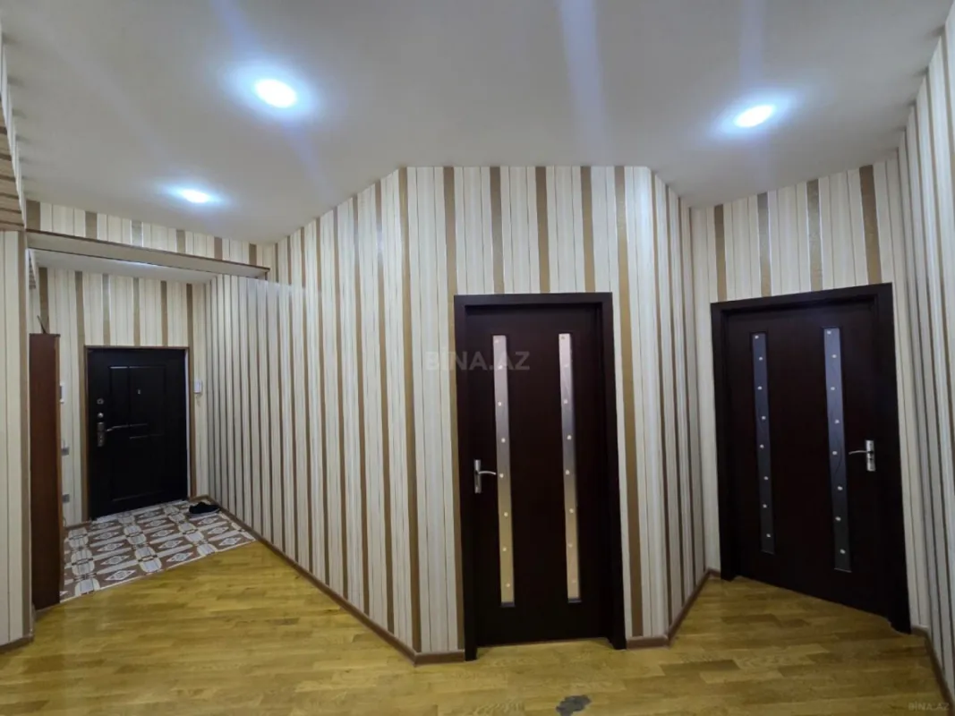 Kirayə verilir 3 otaqlı mənzil 101 m²