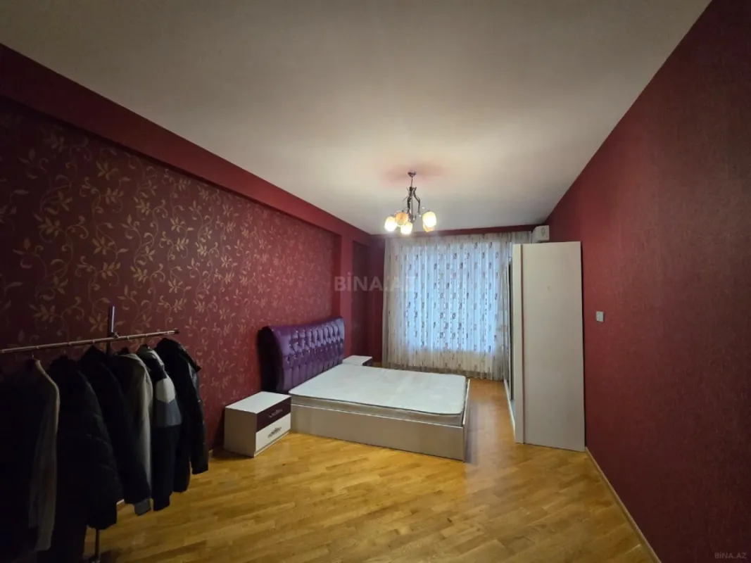Kirayə verilir 3 otaqlı mənzil 101 m²