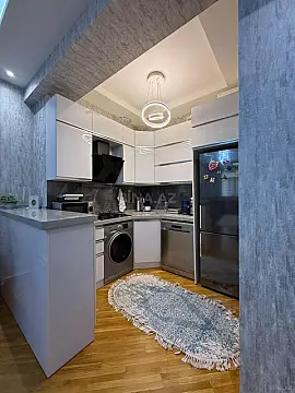 Satılır 2 otaqlı mənzil 56 m²