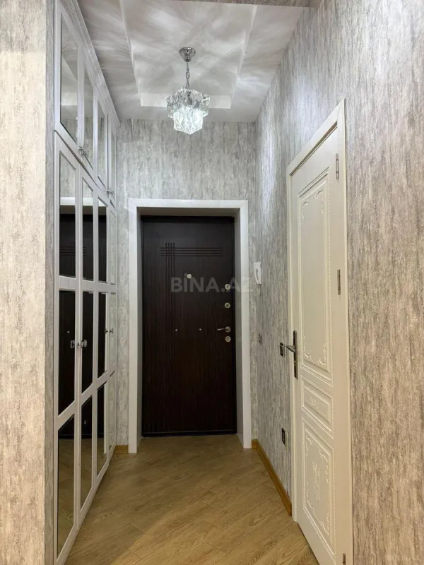 Satılır 2 otaqlı mənzil 56 m²