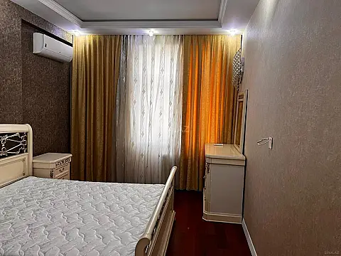 Kirayə verilir 3 otaqlı mənzil 100 m²