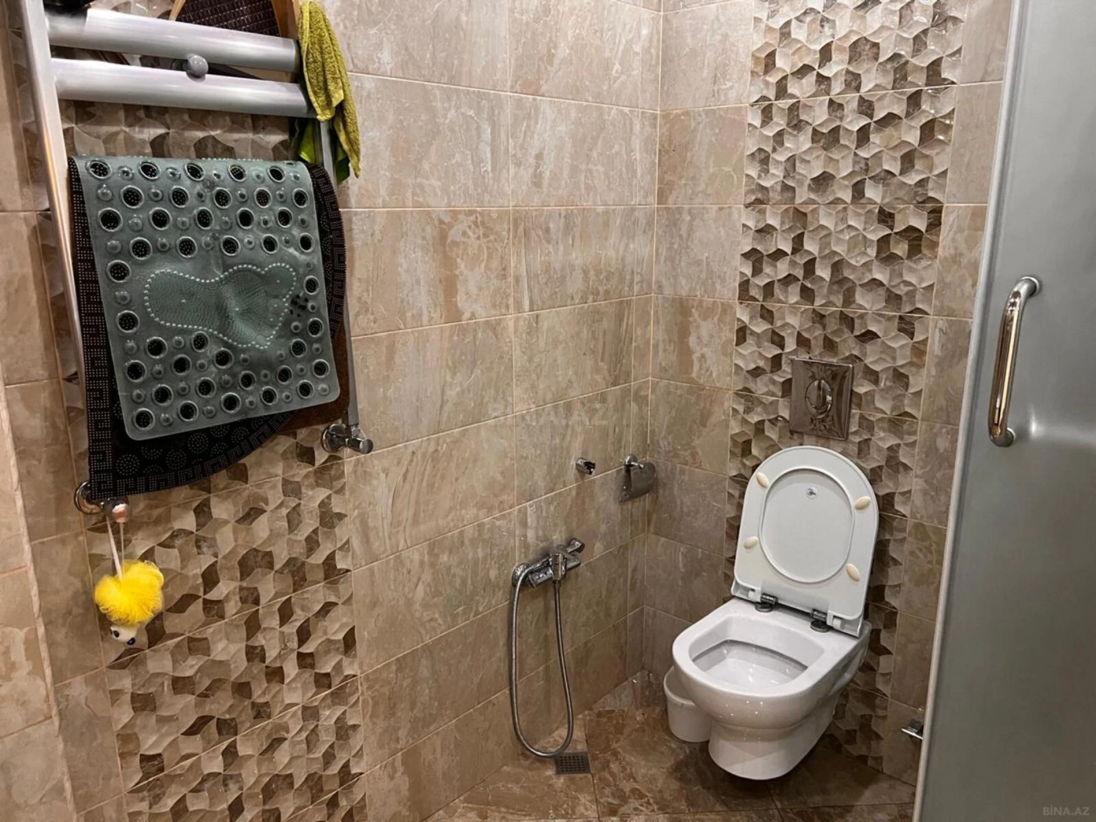 Kirayə verilir 3 otaqlı mənzil 100 m²