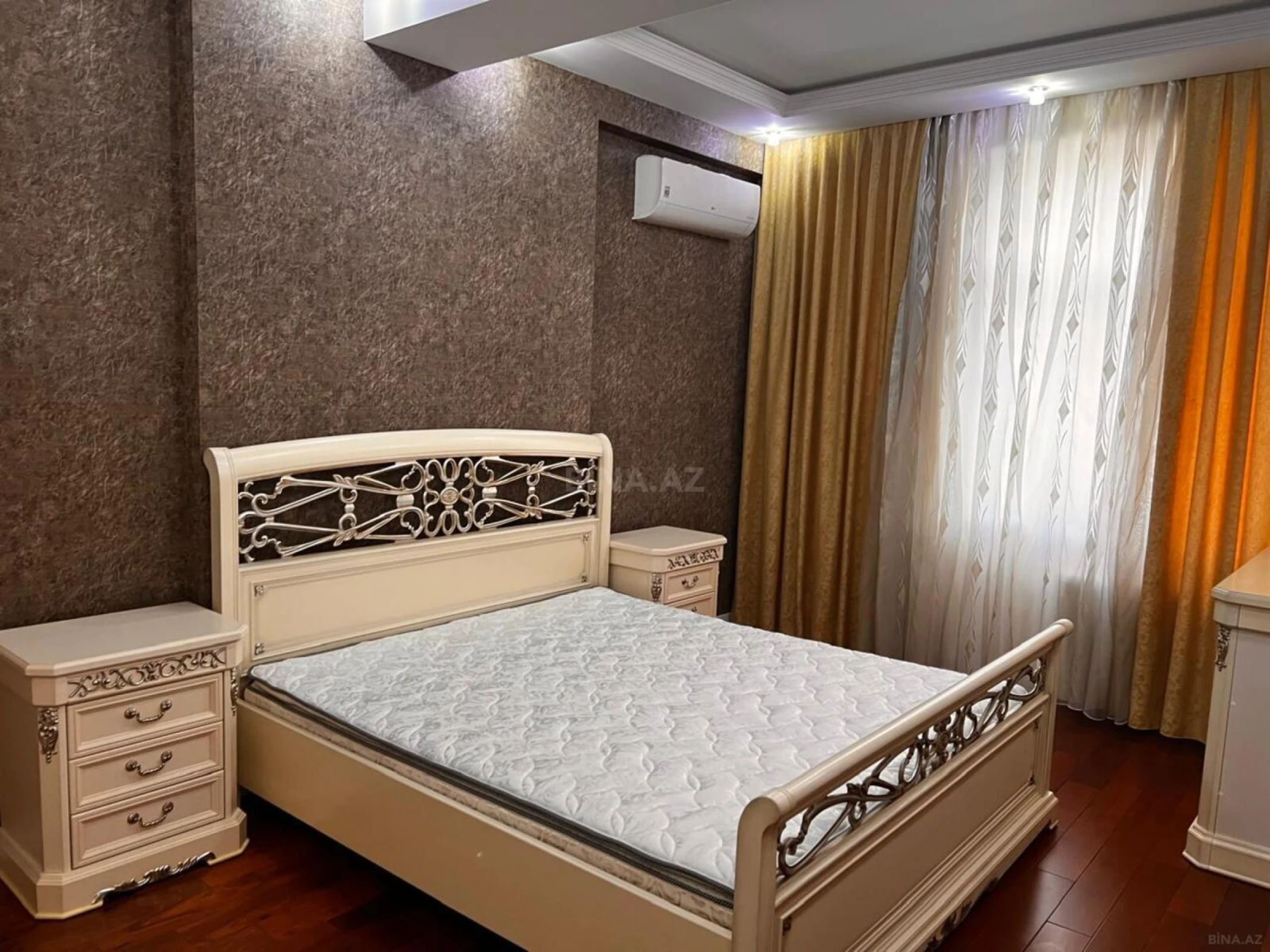 Kirayə verilir 3 otaqlı mənzil 100 m²