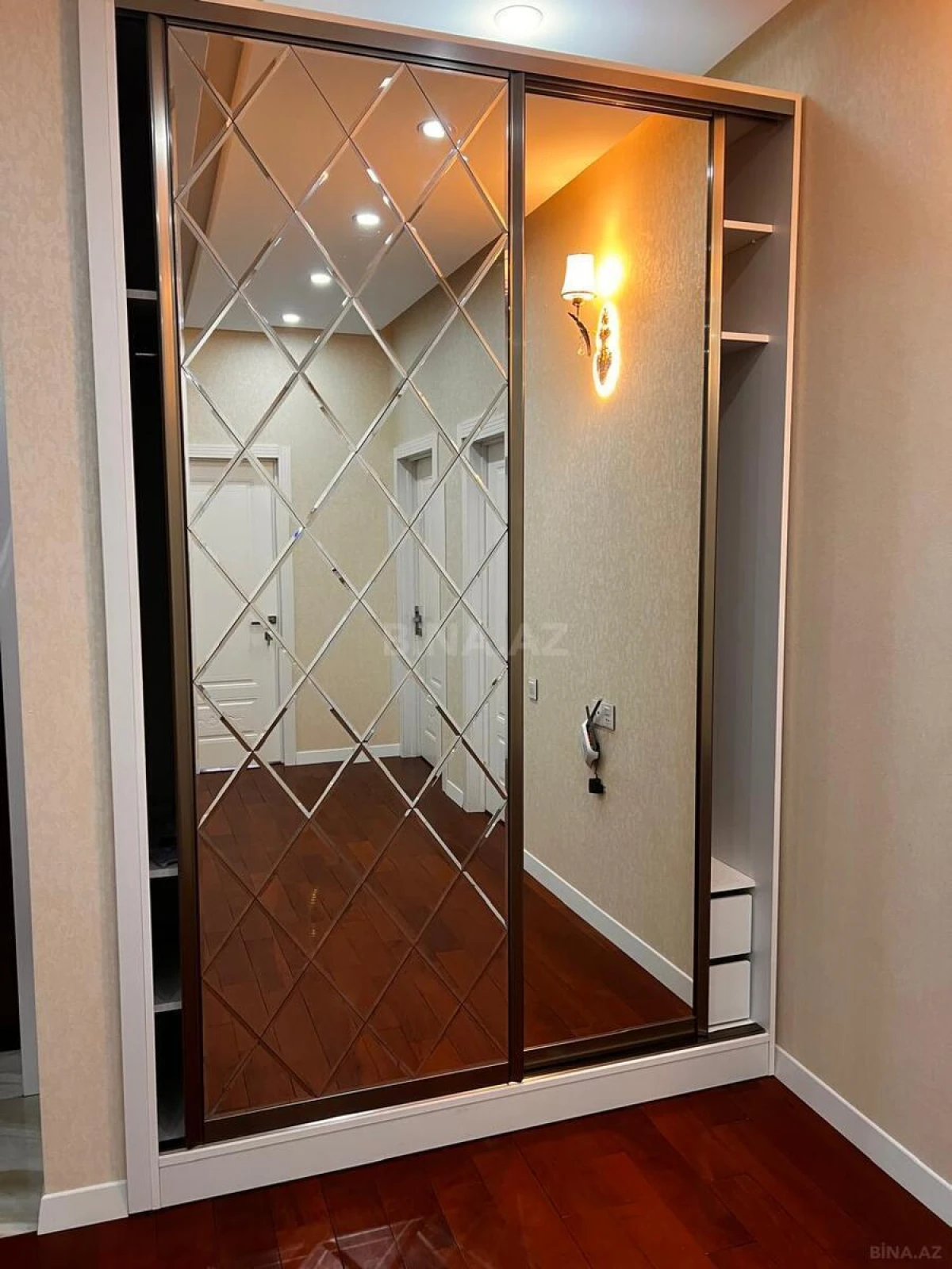 Kirayə verilir 3 otaqlı mənzil 100 m²