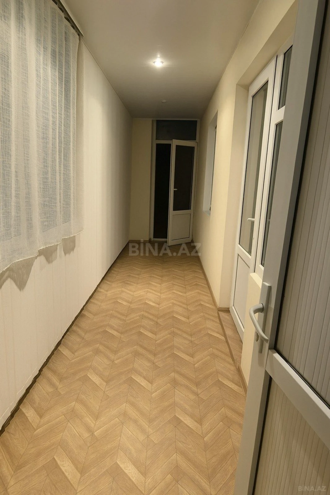 Satılır 5 otaqlı mənzil 110 m²