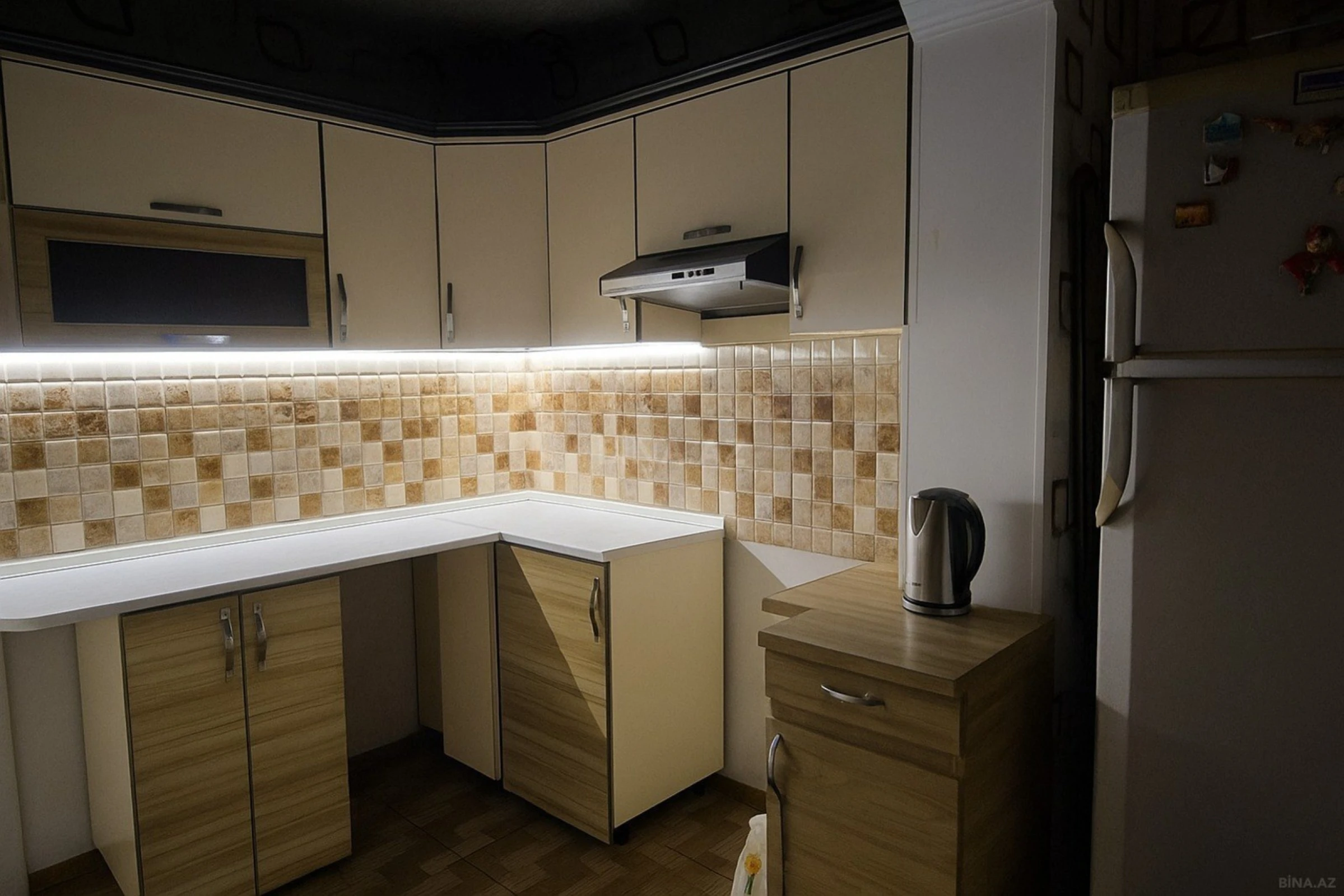 Satılır 5 otaqlı mənzil 110 m²