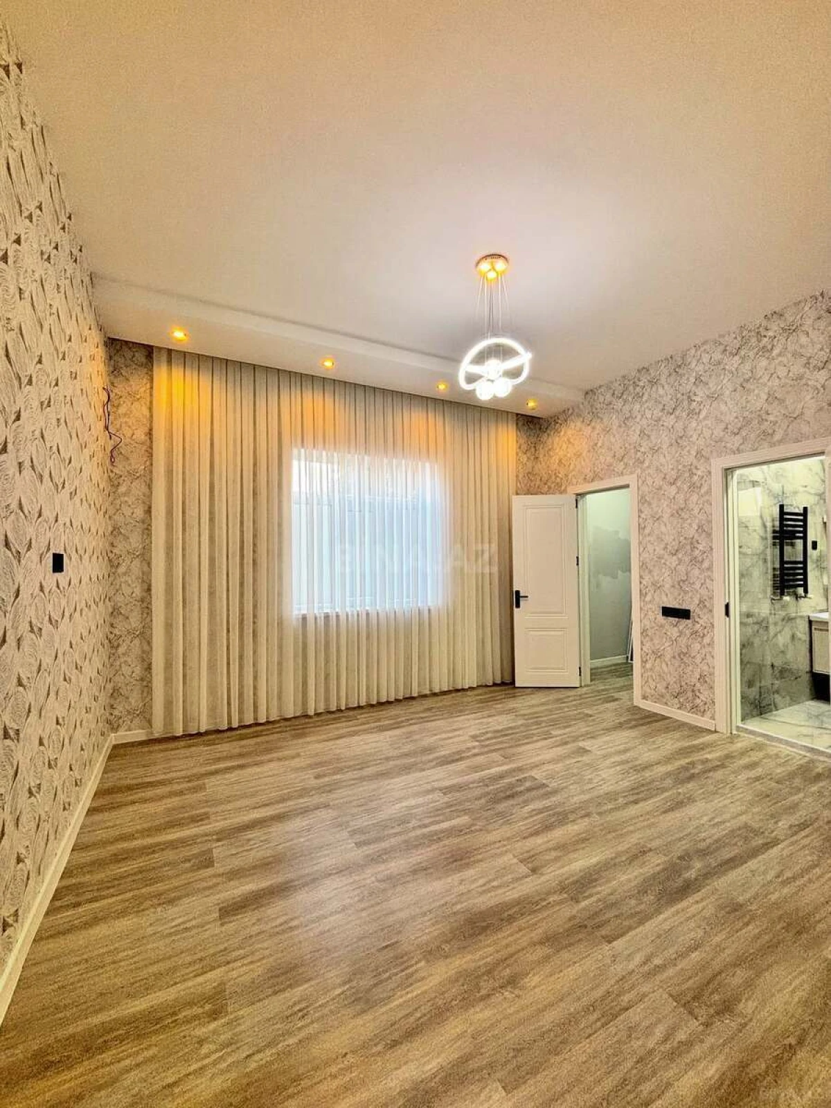Satılır 3 otaqlı həyət evi 160 m²