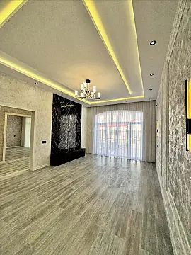 Satılır 3 otaqlı həyət evi 160 m²