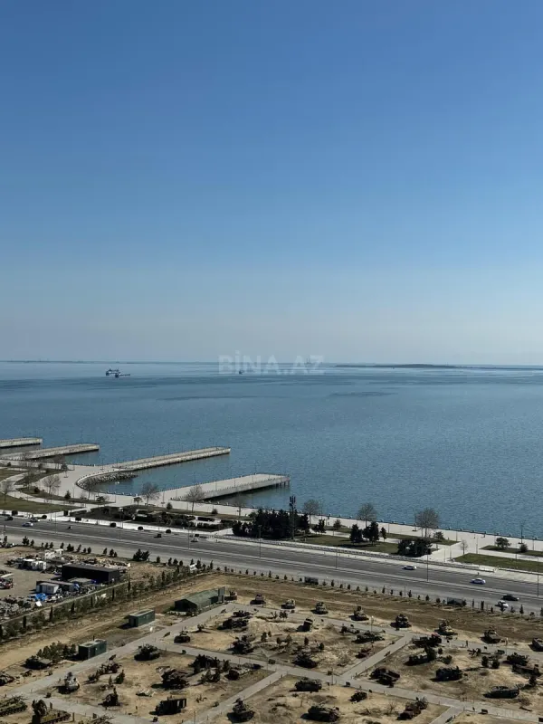 Kirayə verilir 3 otaqlı mənzil 220 m²