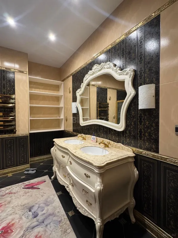 Kirayə verilir 3 otaqlı mənzil 220 m²