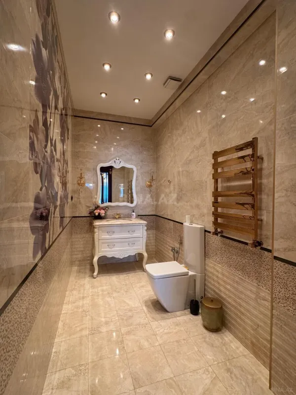 Kirayə verilir 3 otaqlı mənzil 220 m²