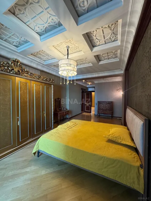 Kirayə verilir 3 otaqlı mənzil 220 m²