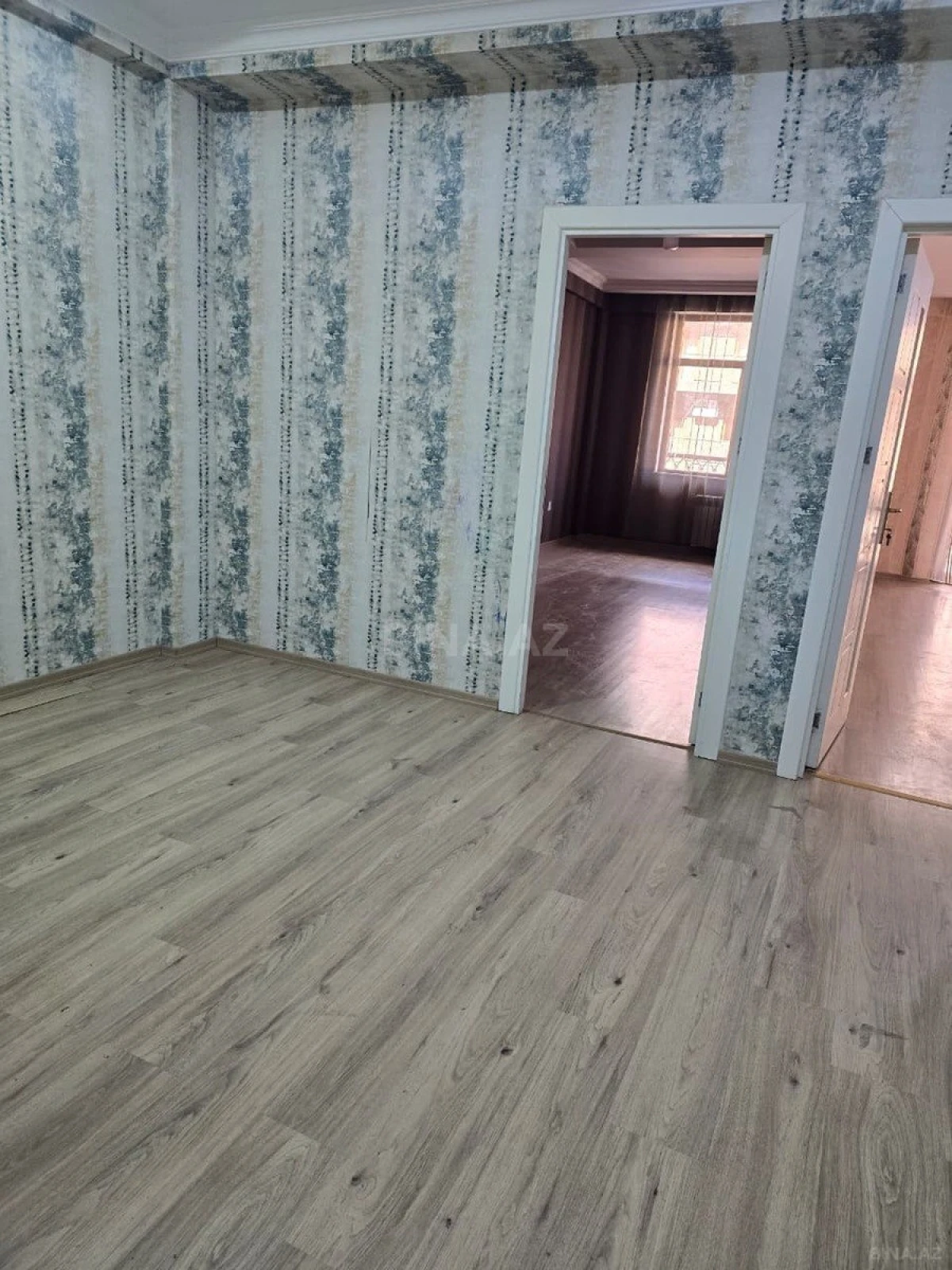Kirayə verilir 2 otaqlı mənzil 77 m²
