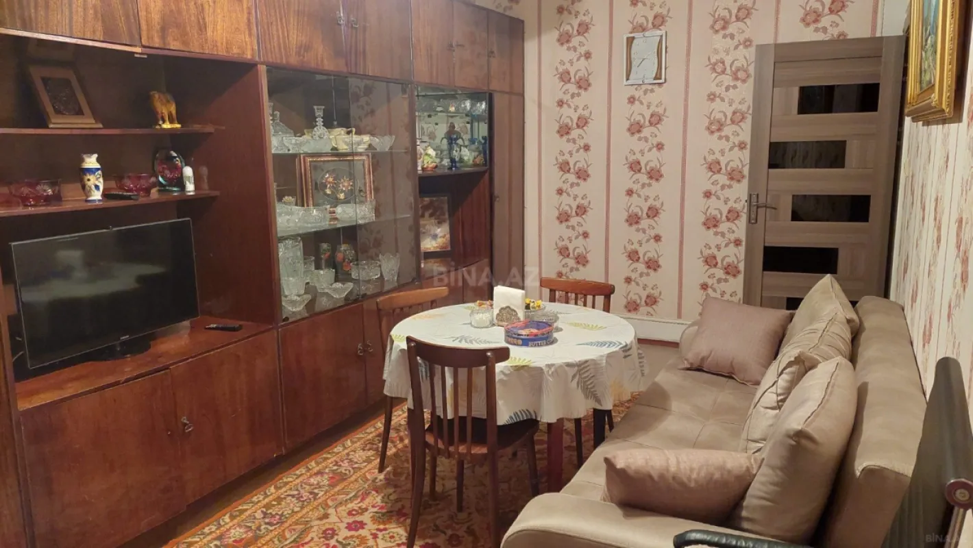 Satılır 2 otaqlı mənzil 60 m²