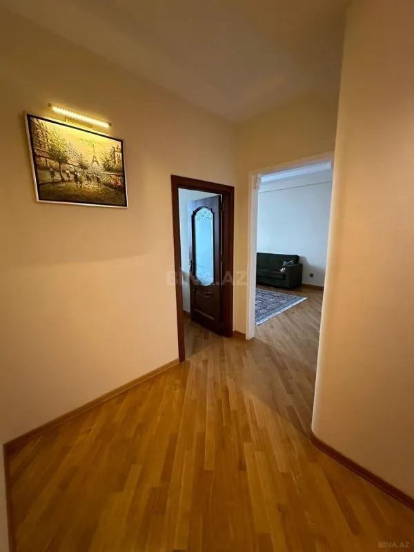 Kirayə verilir 3 otaqlı mənzil 110 m²
