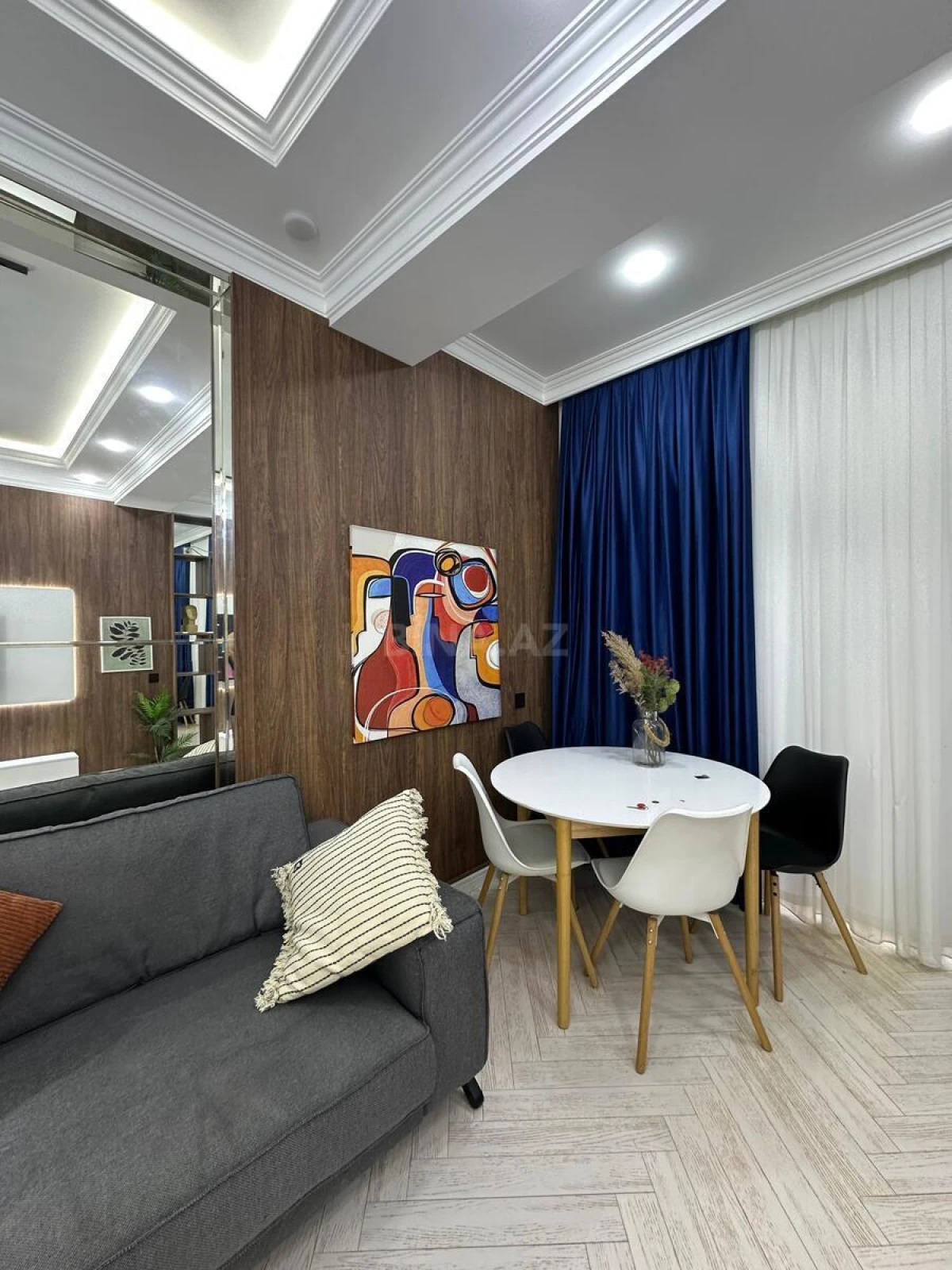 Kirayə verilir 3 otaqlı mənzil 99 m²