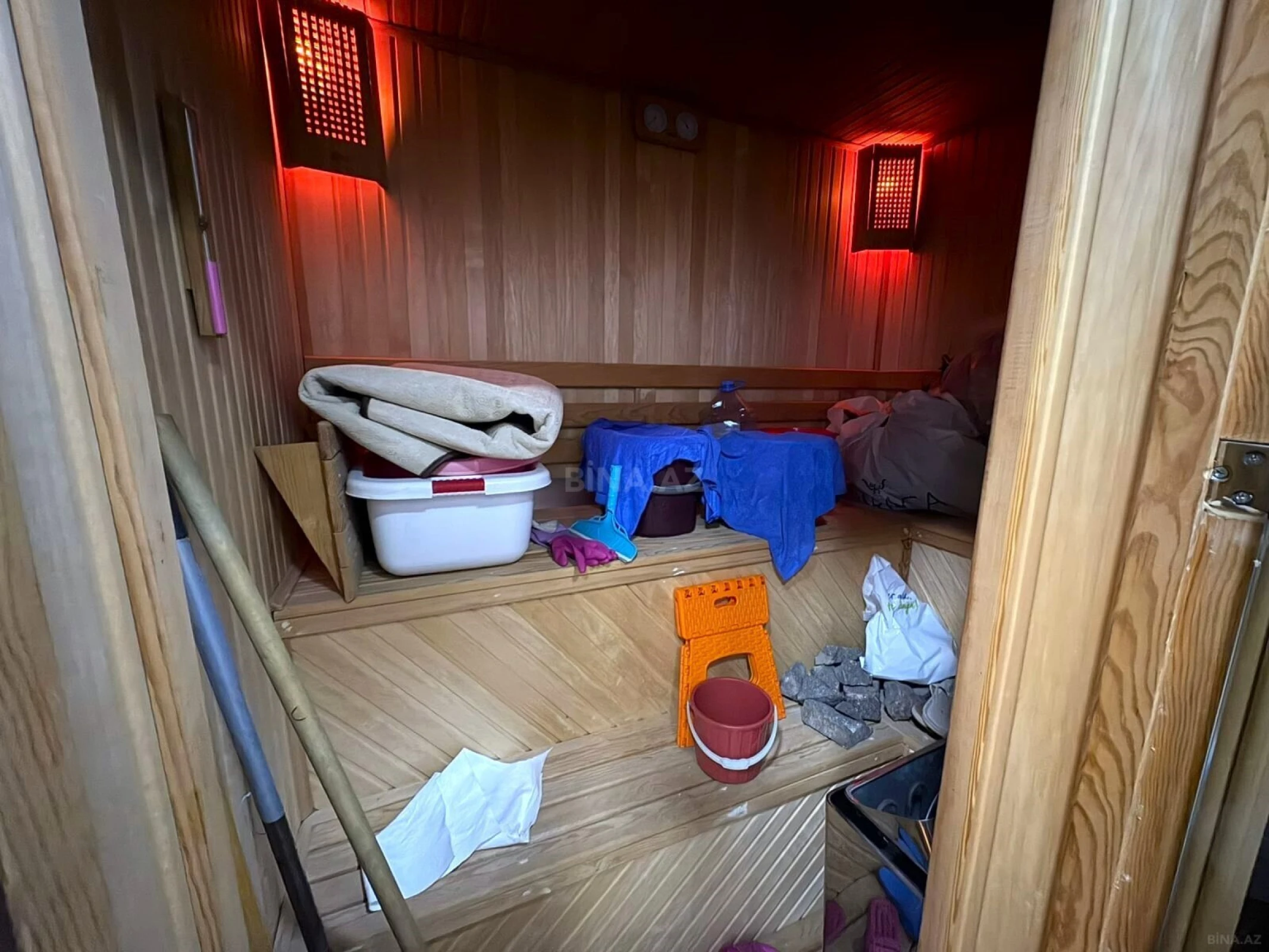 Satılır 4 otaqlı mənzil 224 m²