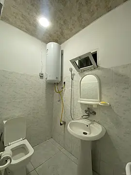Kirayə verilir 2 otaqlı həyət evi 60 m²
