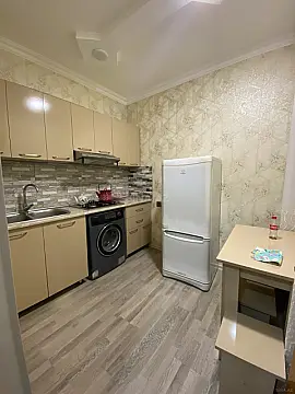 Kirayə verilir 2 otaqlı həyət evi 60 m²