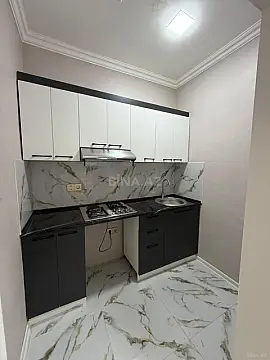 Satılır 2 otaqlı mənzil 43 m²