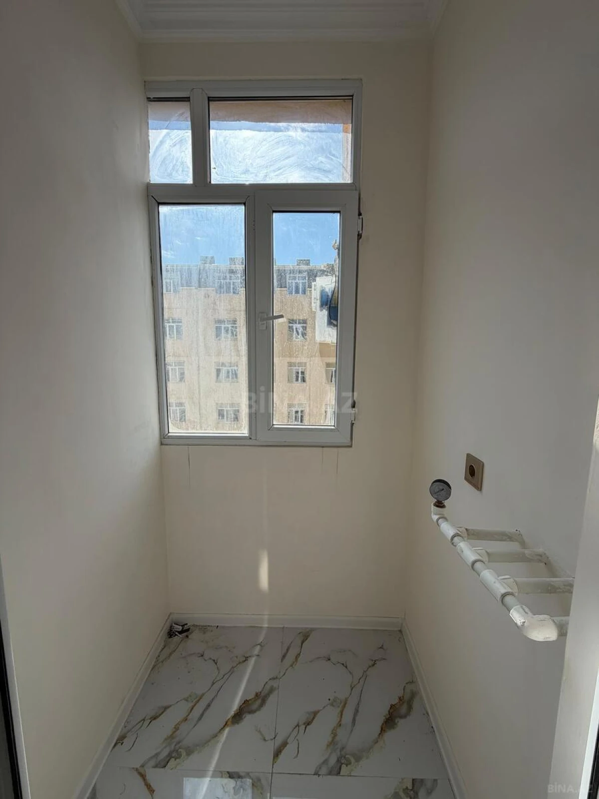 Satılır 2 otaqlı mənzil 43 m²