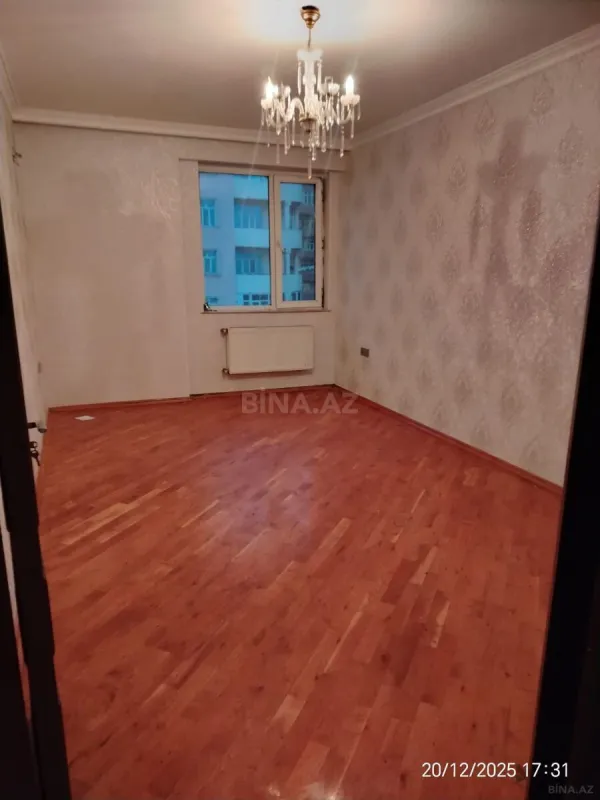 Satılır 2 otaqlı mənzil 80 m²