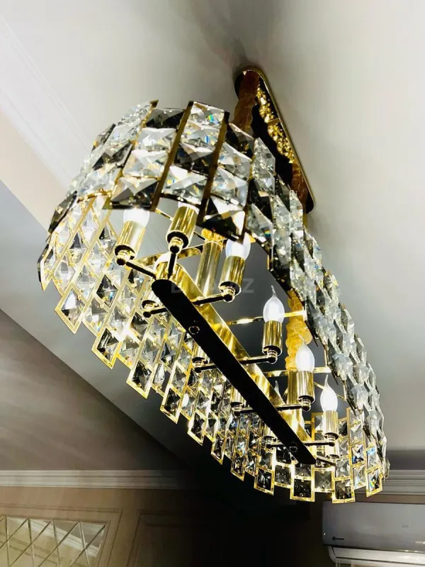 Satılır 4 otaqlı mənzil 134 m²