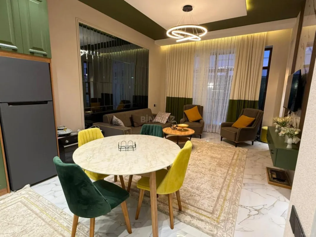 Satılır 3 otaqlı həyət evi 130 m²