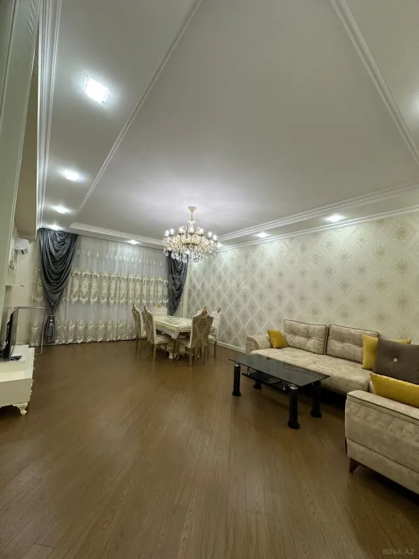 Kirayə verilir 3 otaqlı mənzil 150 m²