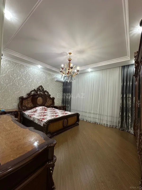 Kirayə verilir 3 otaqlı mənzil 150 m²