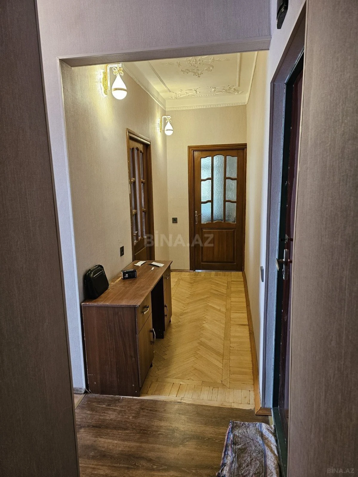 Kirayə verilir 2 otaqlı mənzil 80 m²