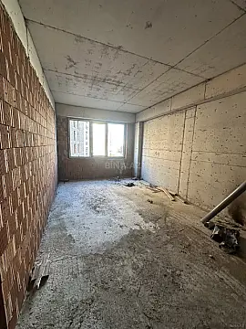 Satılır 3 otaqlı mənzil 130.5 m²