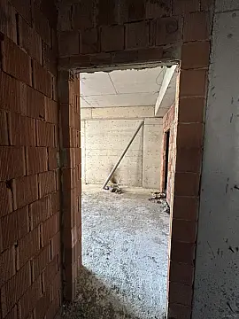 Satılır 3 otaqlı mənzil 130.5 m²