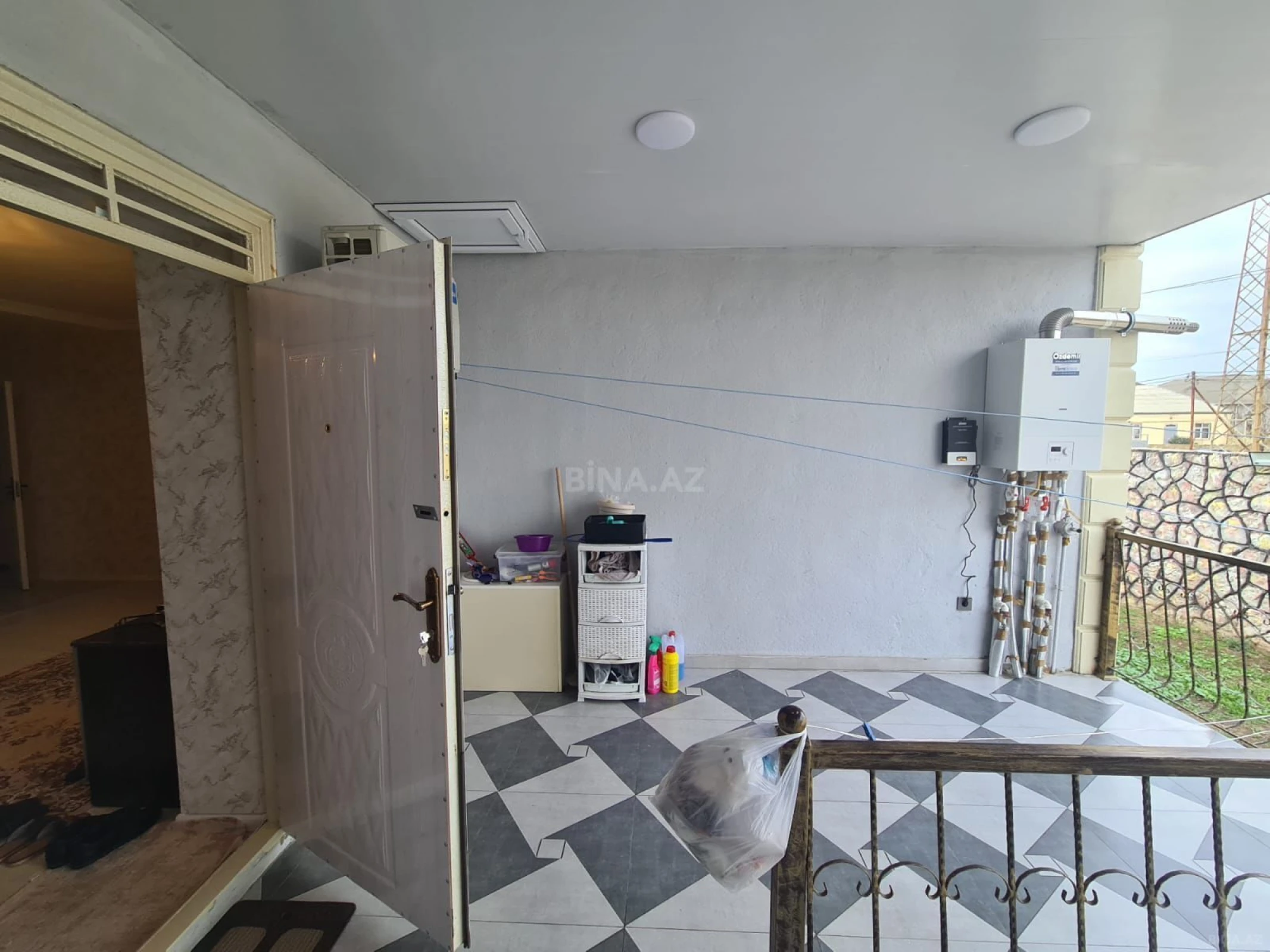 Satılır 4 otaqlı həyət evi 130 m²