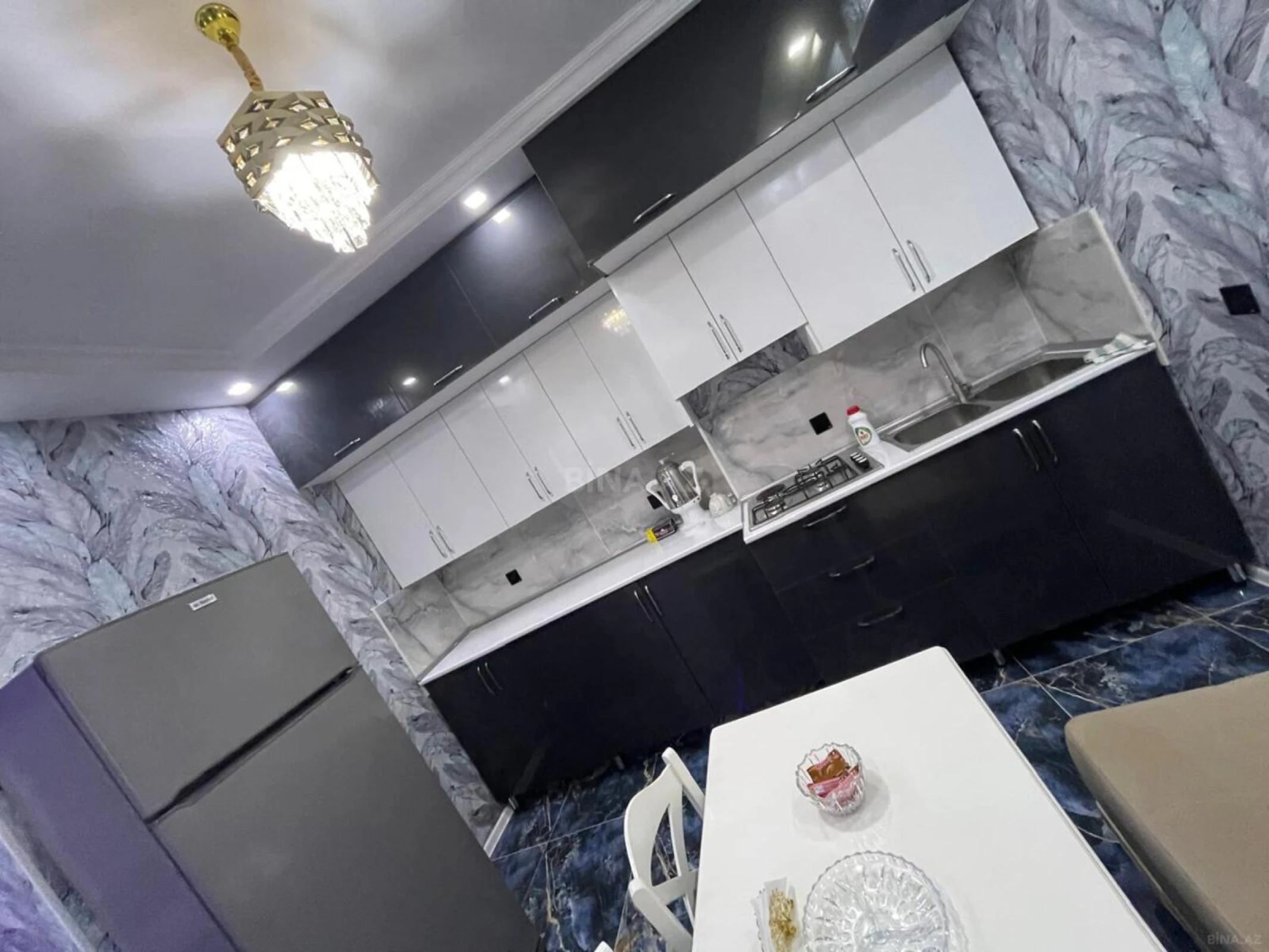 Satılır 3 otaqlı mənzil 80 m²