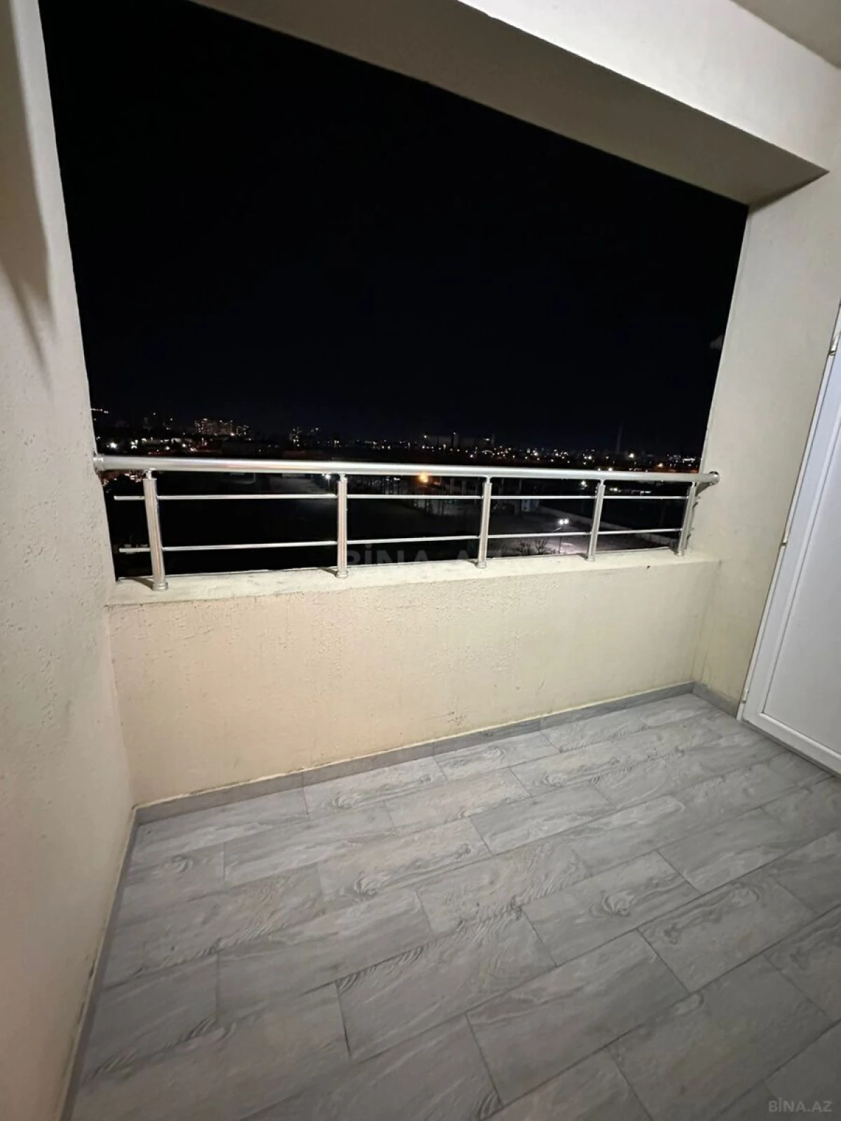 Kirayə verilir 3 otaqlı mənzil 110 m²