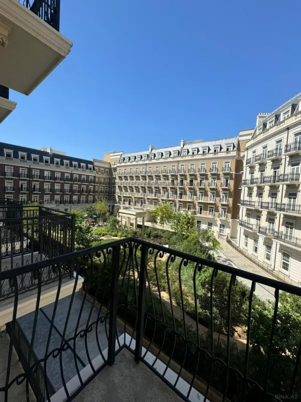 Kirayə verilir 2 otaqlı mənzil 60 m²