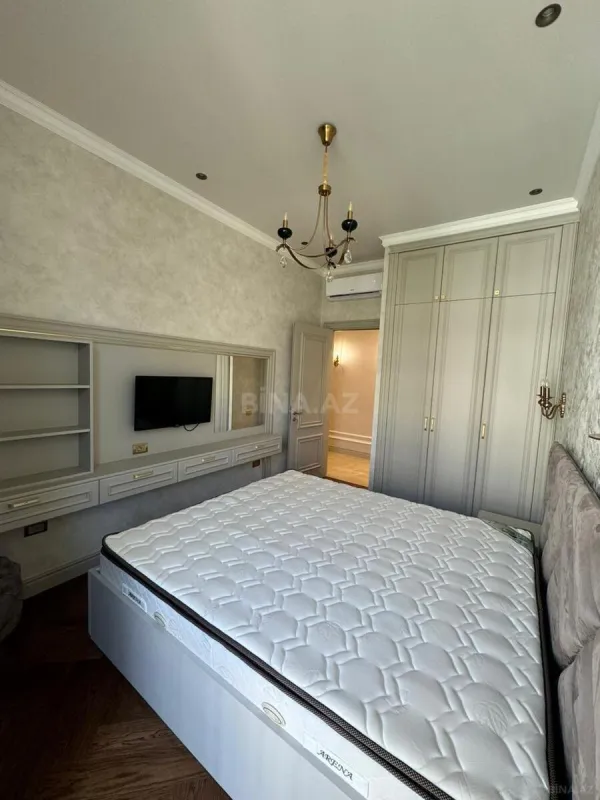 Kirayə verilir 2 otaqlı mənzil 60 m²