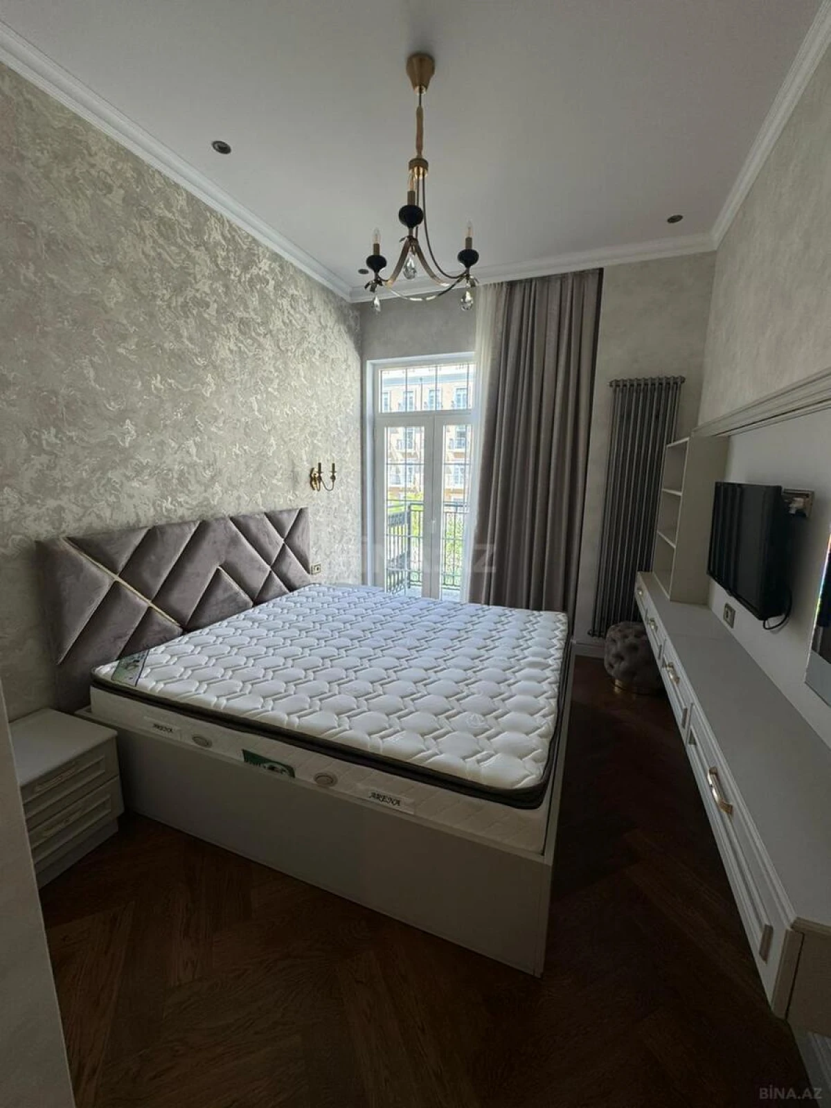 Kirayə verilir 2 otaqlı mənzil 60 m²